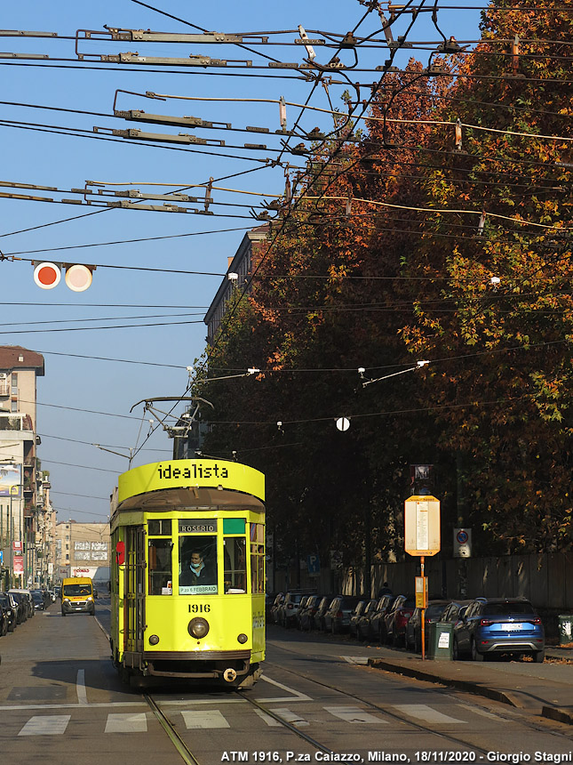 Autunno e inverno - P.za Caiazzo.