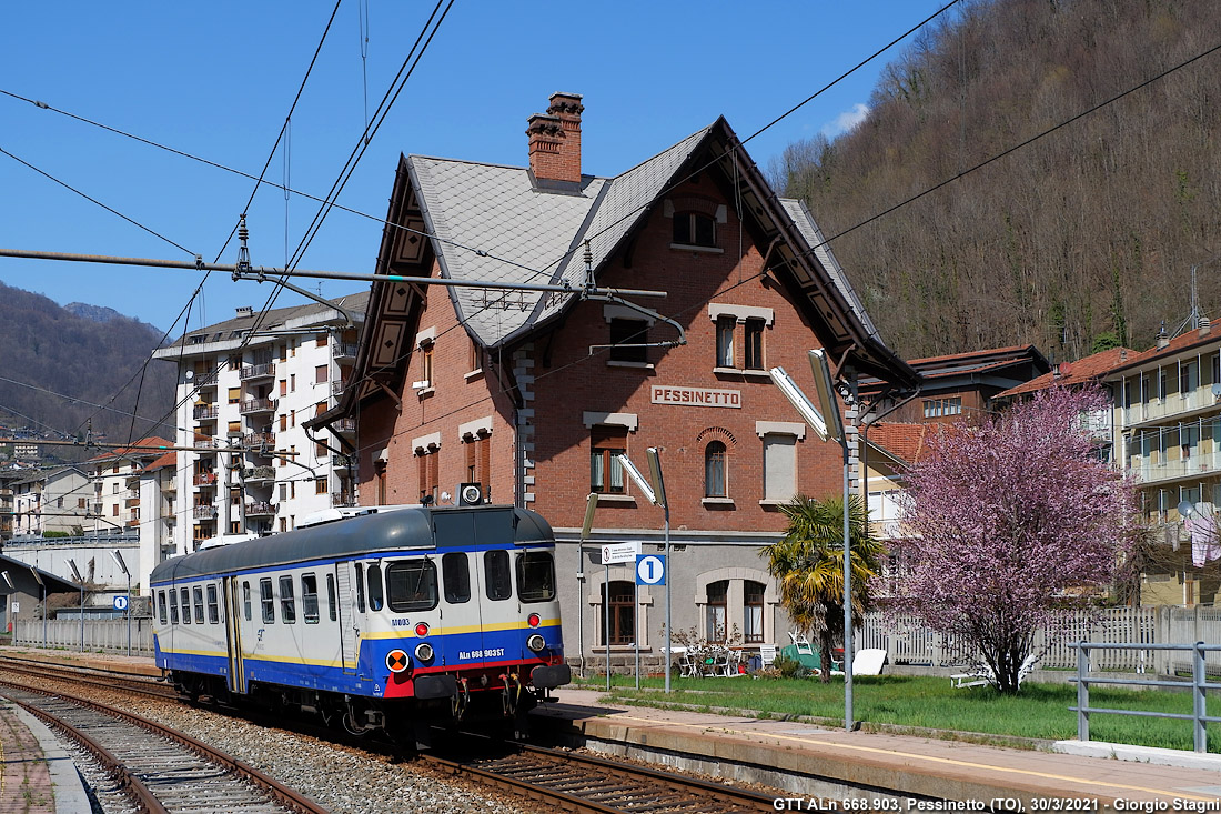 Valli di Lanzo a primavera - Pessinetto.