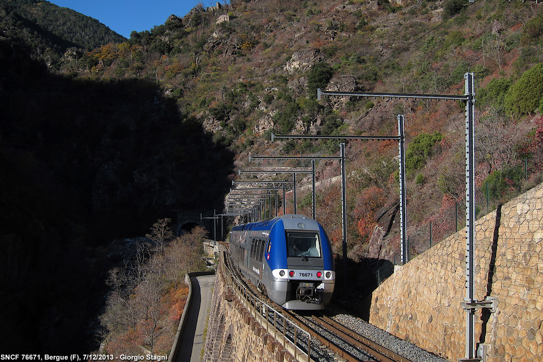 Automotrici SNCF 76500 - Bergue.