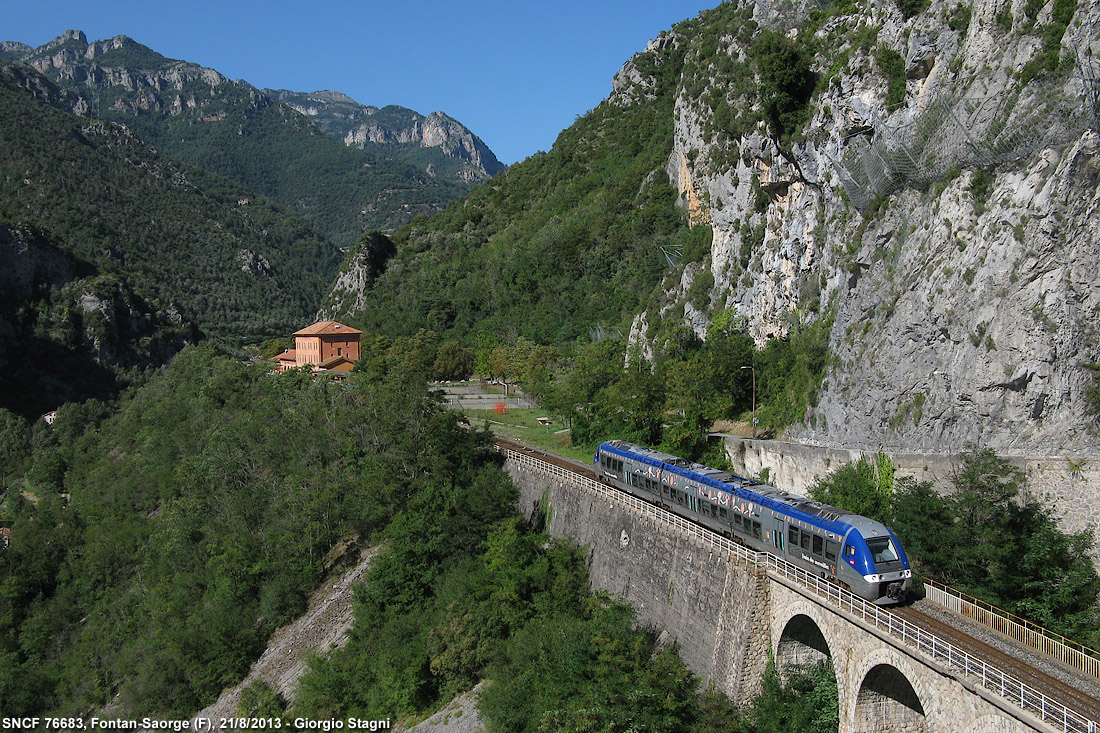 Automotrici SNCF 76500 - Fontan-Saorge.