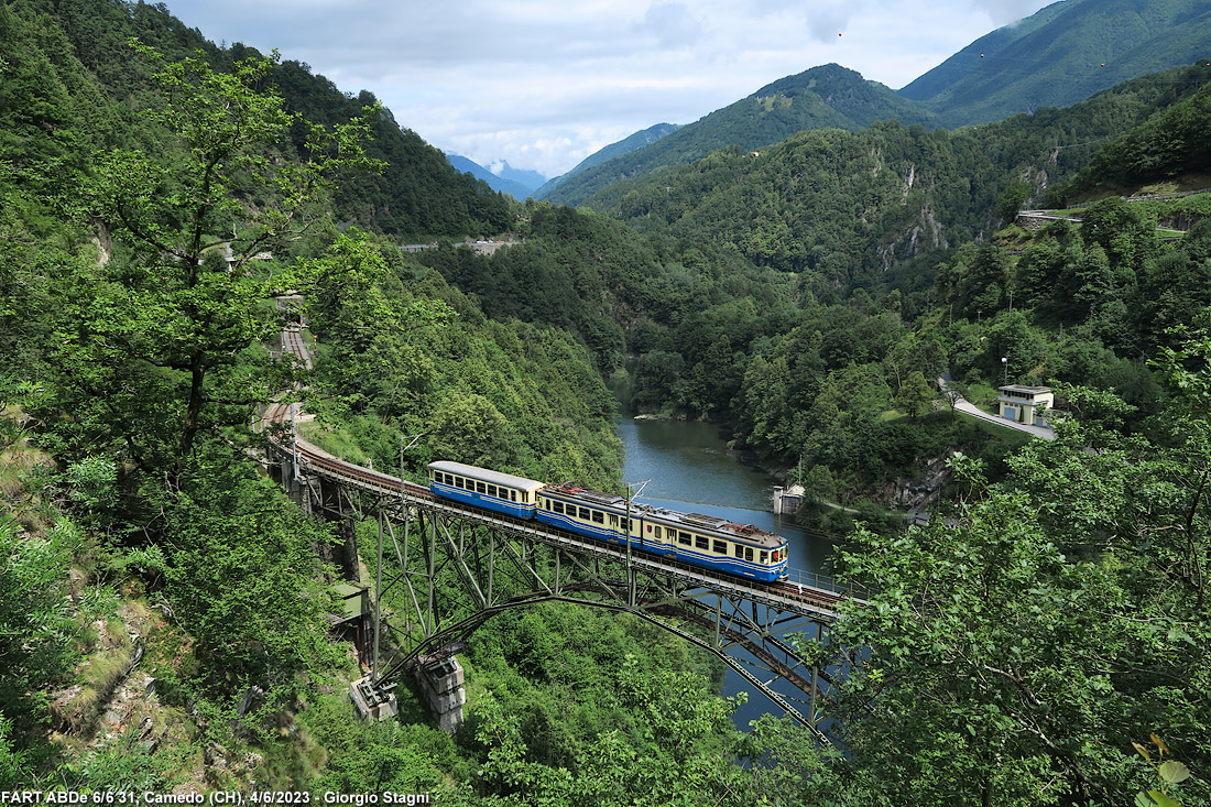 La terra e la ferrovia - Camedo.