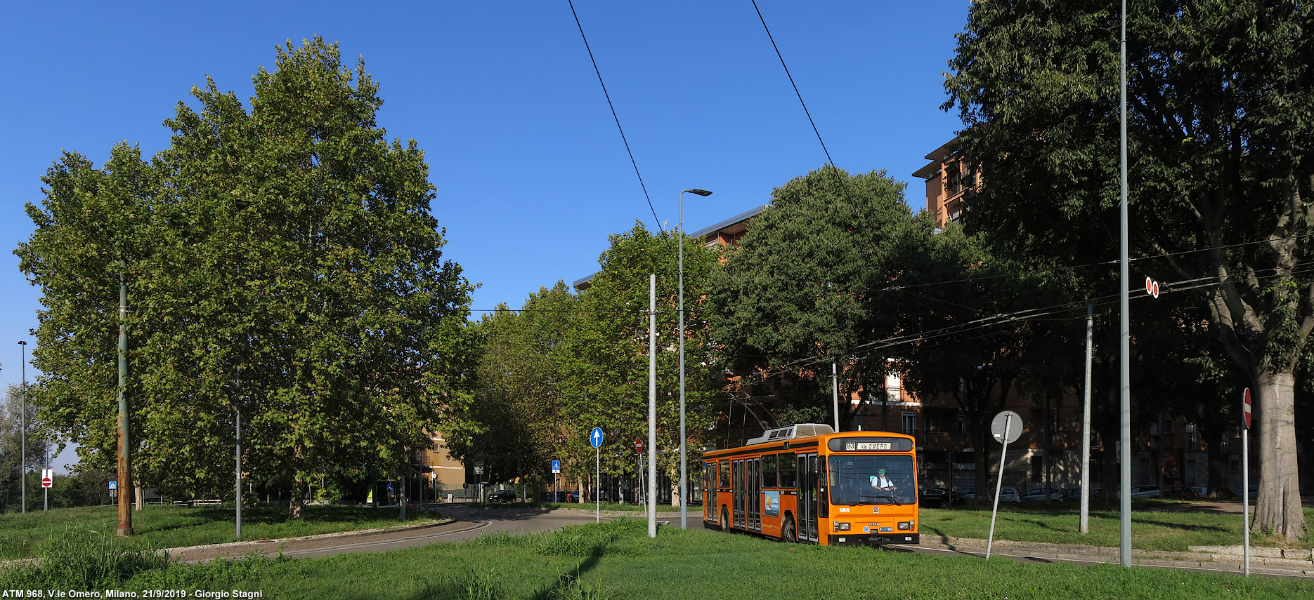 Tram a Milano - V.le Omero.