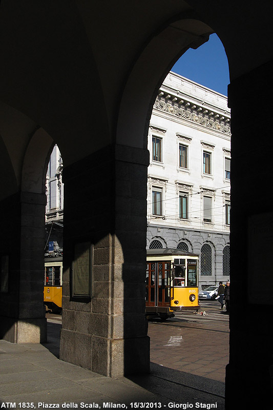 Tram a Milano - Piazza della Scala