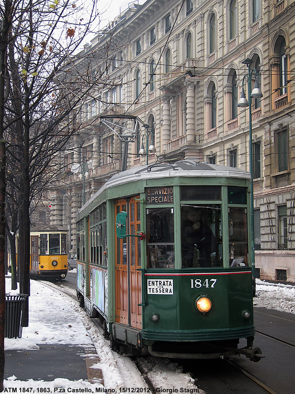 La 1723: verde classico degli anni '50 - Piazza Castello.