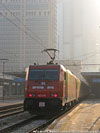 Un treno tutto arancio - Milano P. Garibaldi.