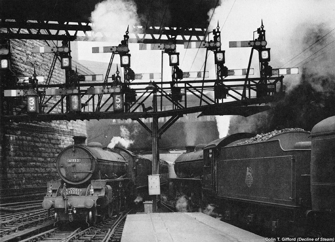 Decline of Steam, by Colin T. Gifford - Arrival and departure at Queen Street.