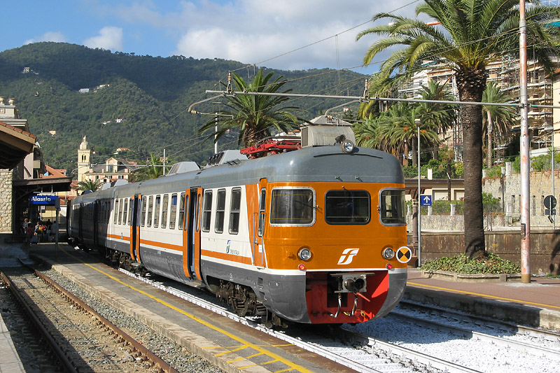 ALe 801/940 - 2. Arancio-Grigio