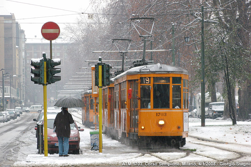 Neve sulla citt! - Corso Sempione.