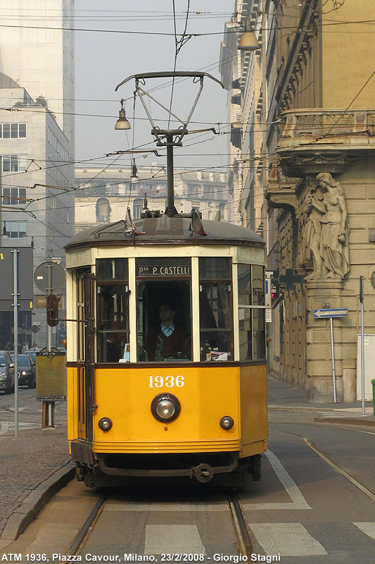 In centro - Piazza Cavour.