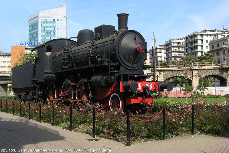 Locomotive monumento - 625.153.