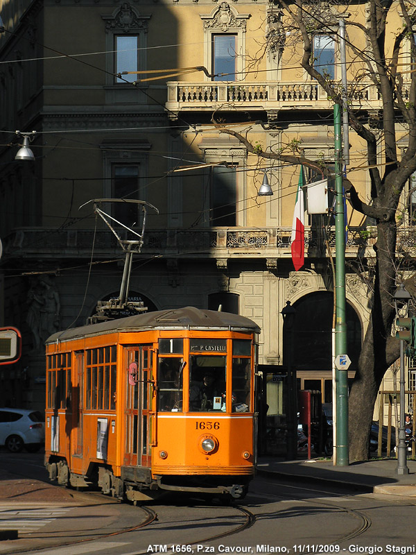 In centro - Piazza Cavour.