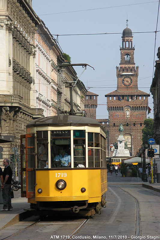 In centro - Cordusio.