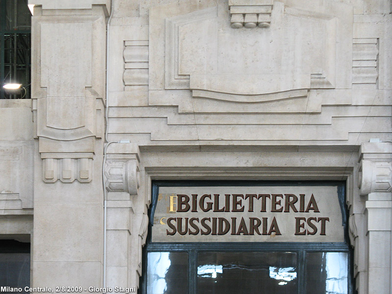 Milano Centrale - Biglietteria sussidiaria.