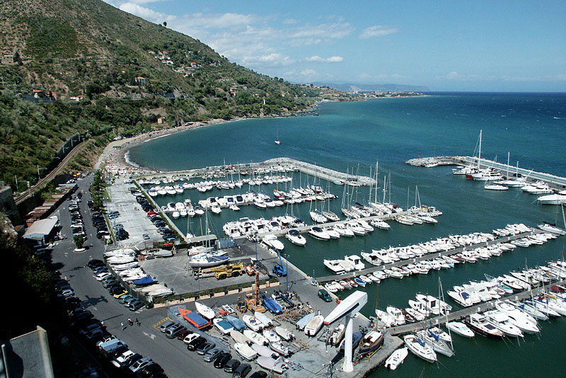 I porti turistici: lo scempio non ancora finito - Alassio.