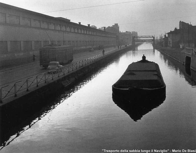 Milano di Mario De Biasi - Naviglio Grande.