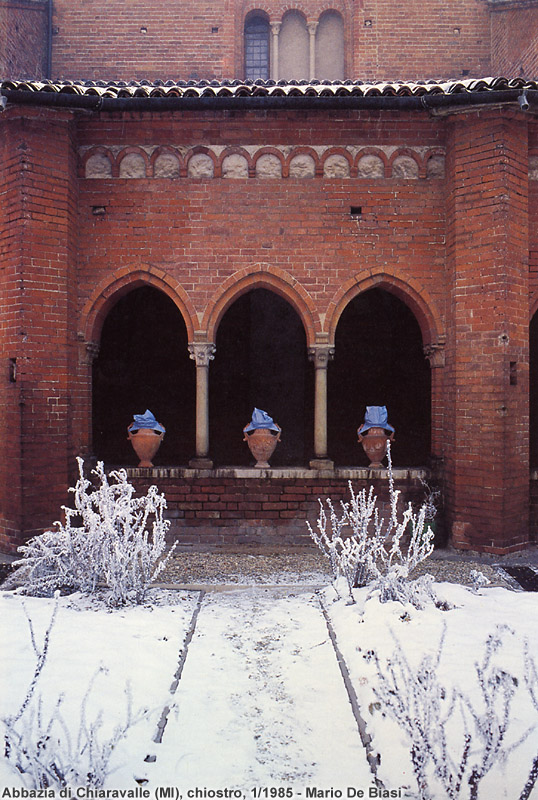 Milano citt imprevista (1985) - Abbazia di Chiaravalle.