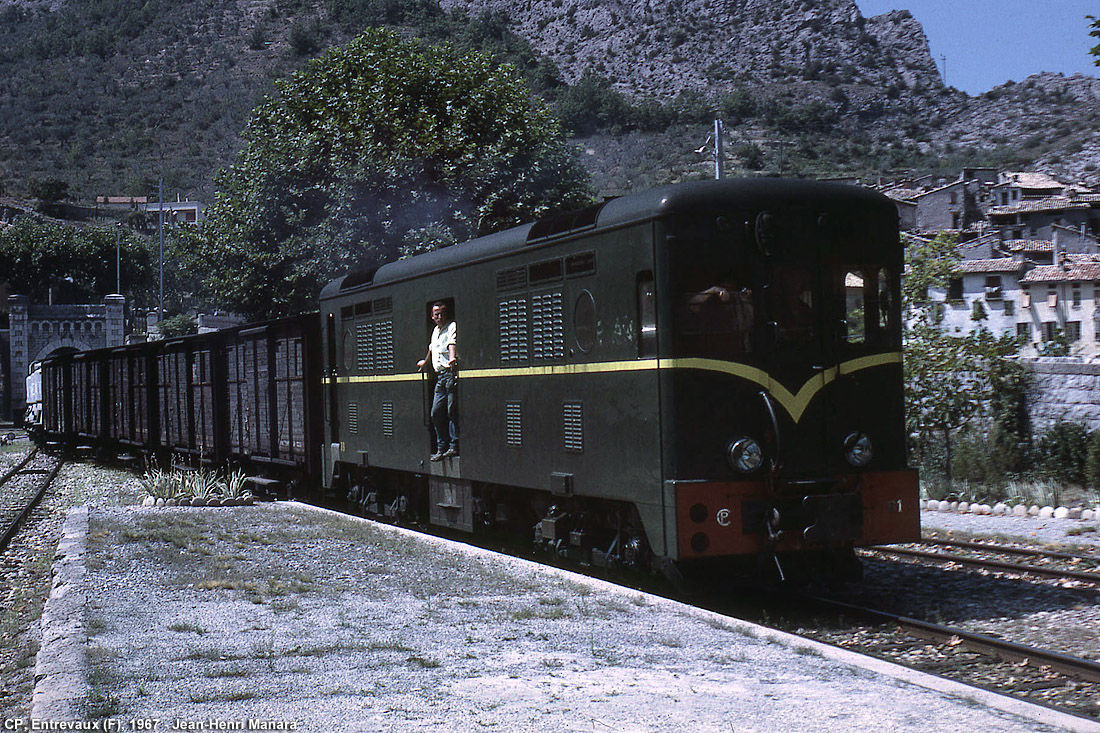 Fotografie di Jean-Henri Manara - Entrevaux.