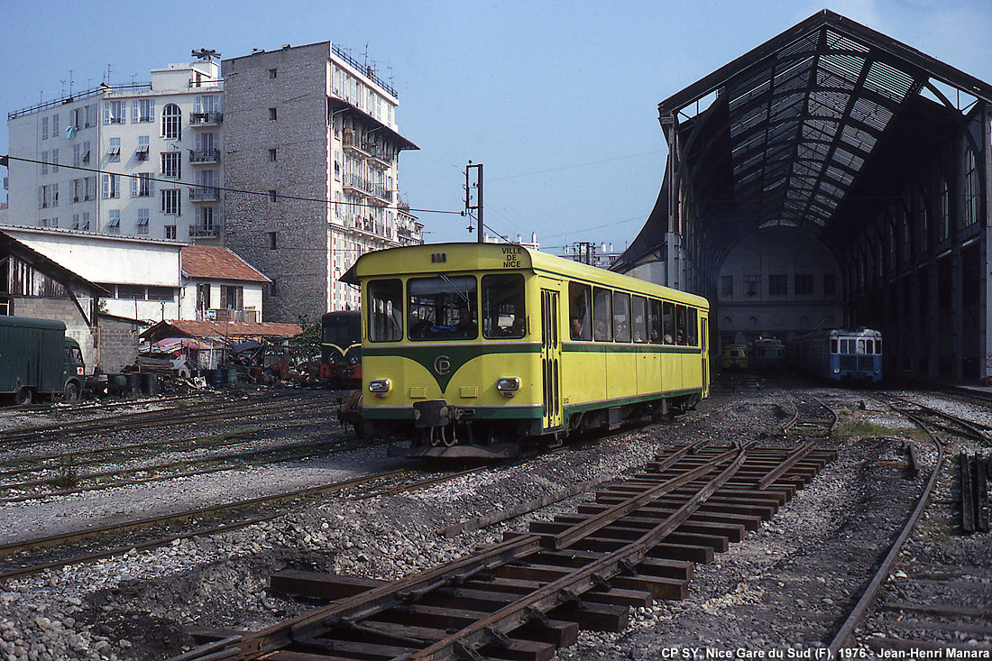 Fotografie di Jean-Henri Manara - Nizza Gare du Sud.