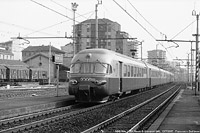 Il TEE Gottardo con il RAe - Sesto S.Giovanni.