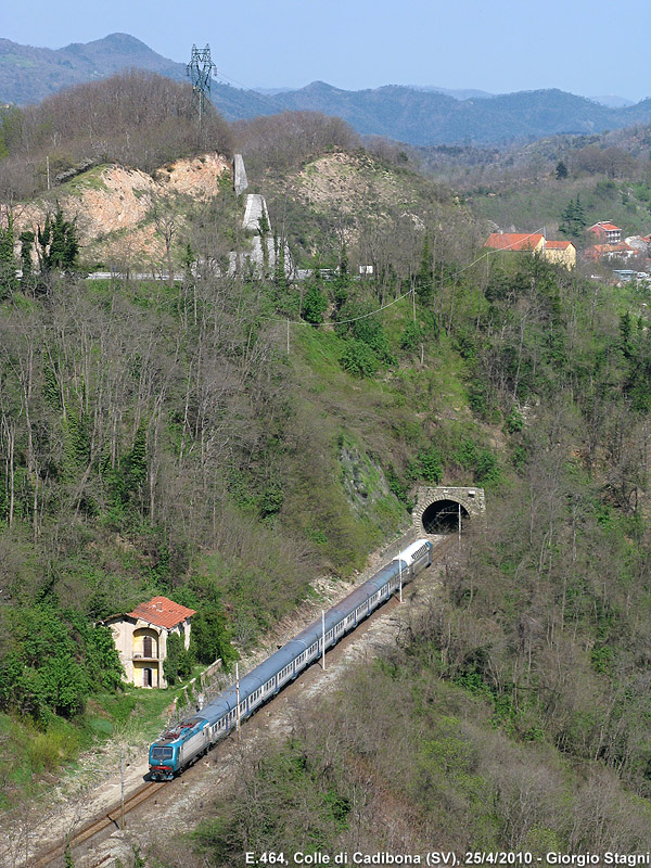 Altare e il colle di Cadibona - Colle di Cadibona.