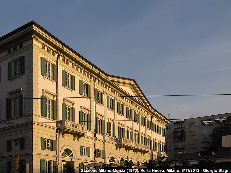 In giro per la citt - Milano P.Nuova.