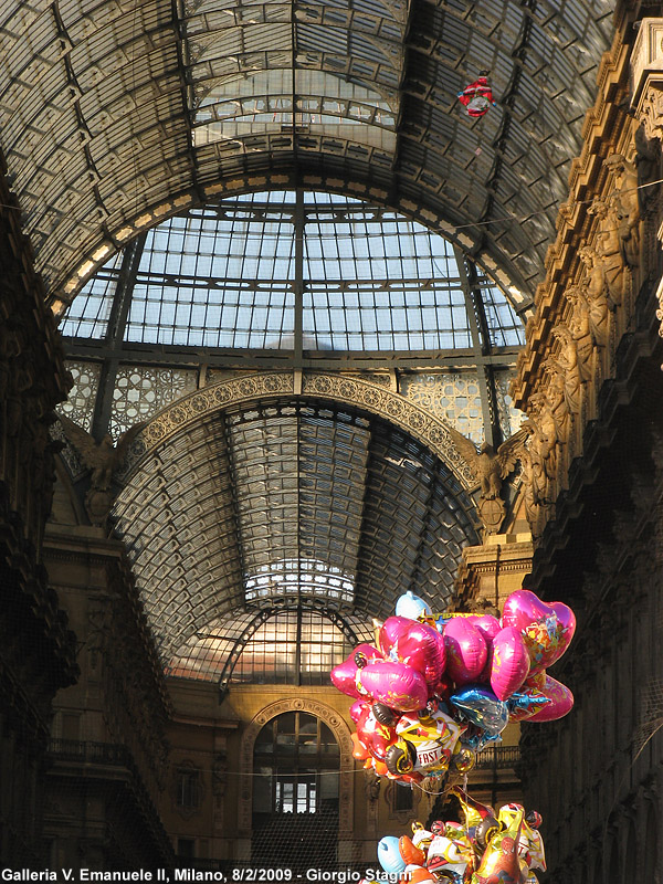Le ore del duomo - Galleria V. Emanuele.