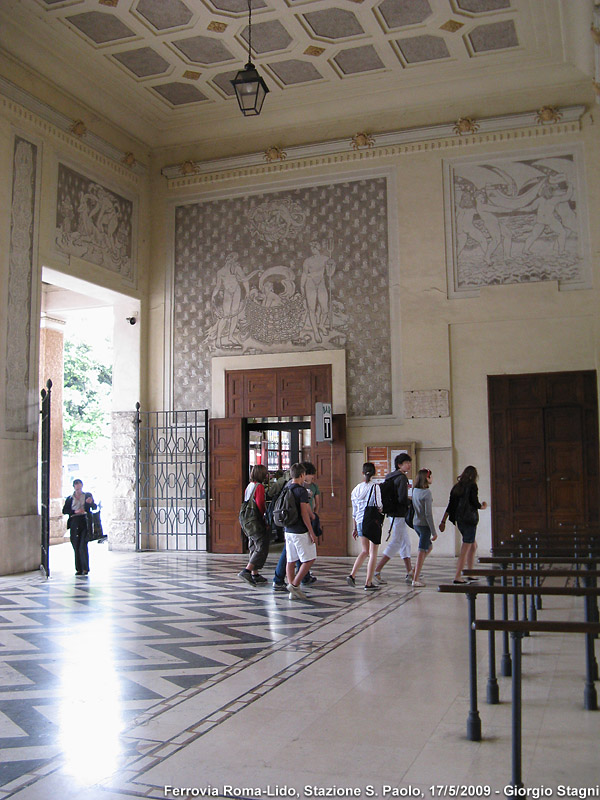Roma - la citt - Stazione di Porta S. Paolo.