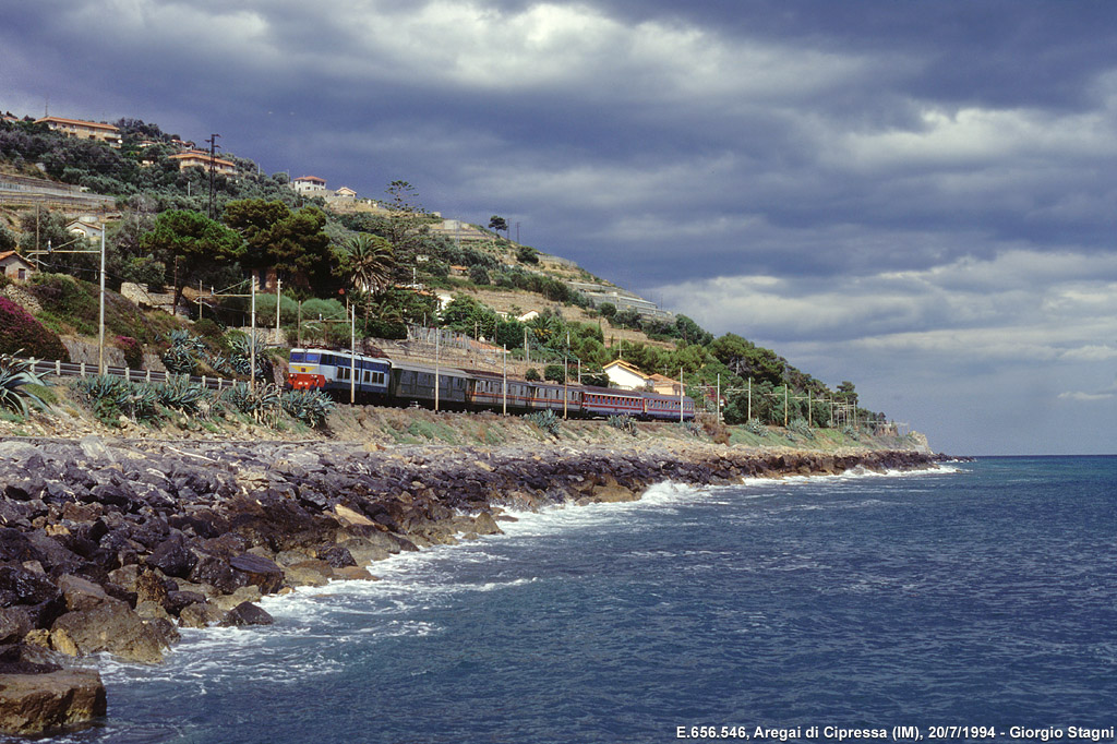 Classic Riviera: gli anni '90, l'ultima stagione dei treni internazionali - Aregai di Cipressa.