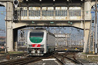 La terra e la ferrovia - Milano Centrale.