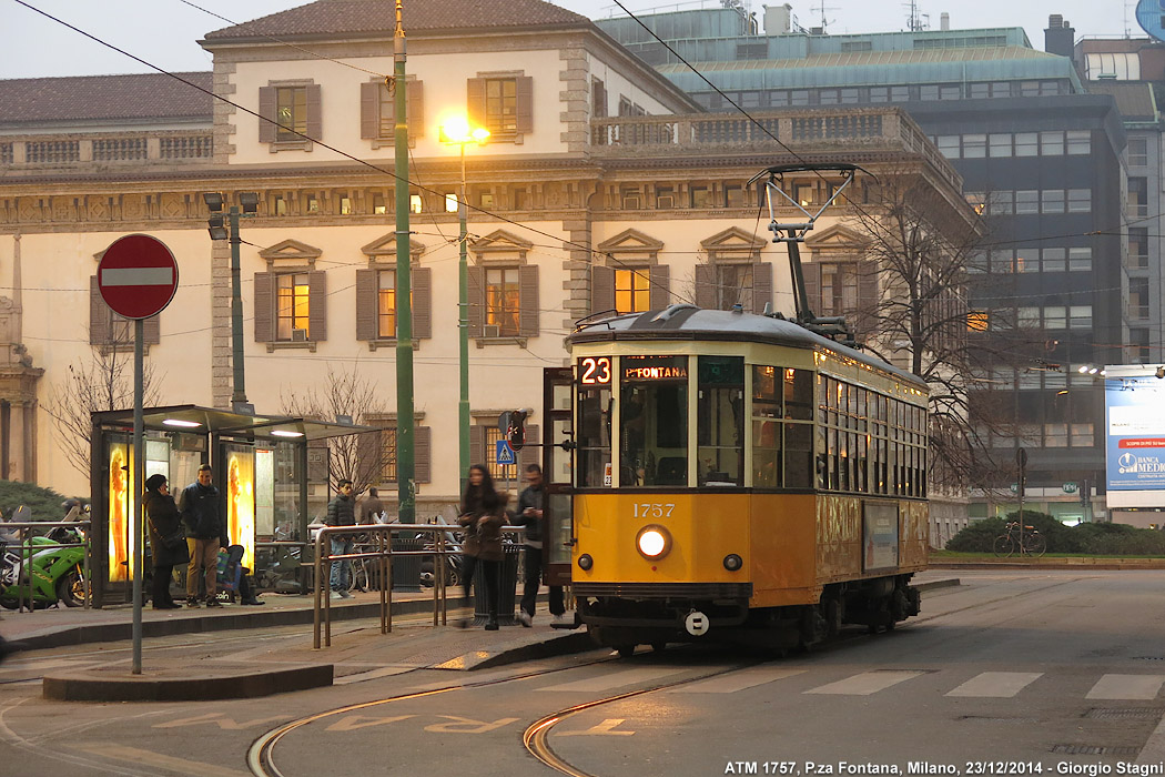 Gli altri tram del 2014-15 - Piazza Fontana.