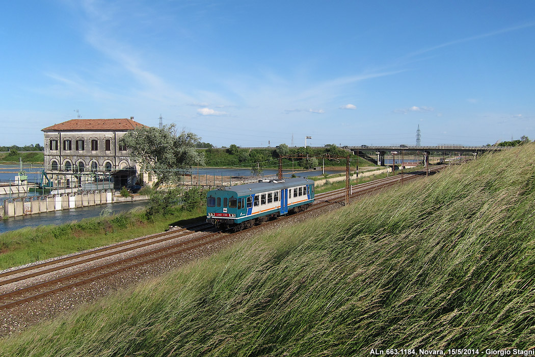 Risaie intorno a Novara - Novara (linea per Alessandria).