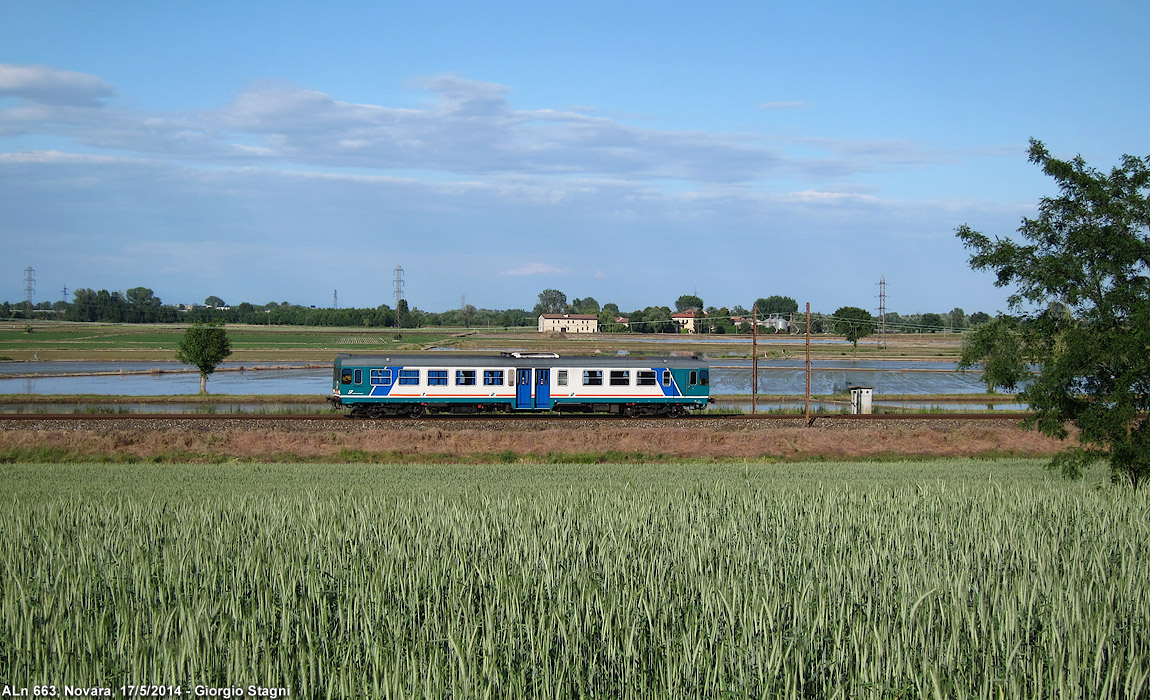 Risaie intorno a Novara - Novara (linea per Alessandria).