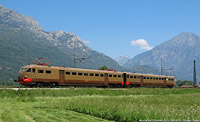 ALe 883.007 in Valtellina (2011) - Dubino.