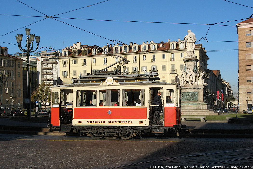 Torino - P.za Carlo Emanuele.