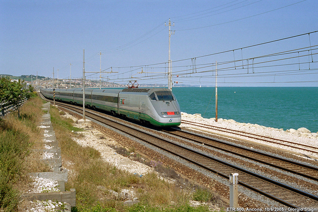 LINEA DI COSTA</b> - Il mare di Ancona - Ancona