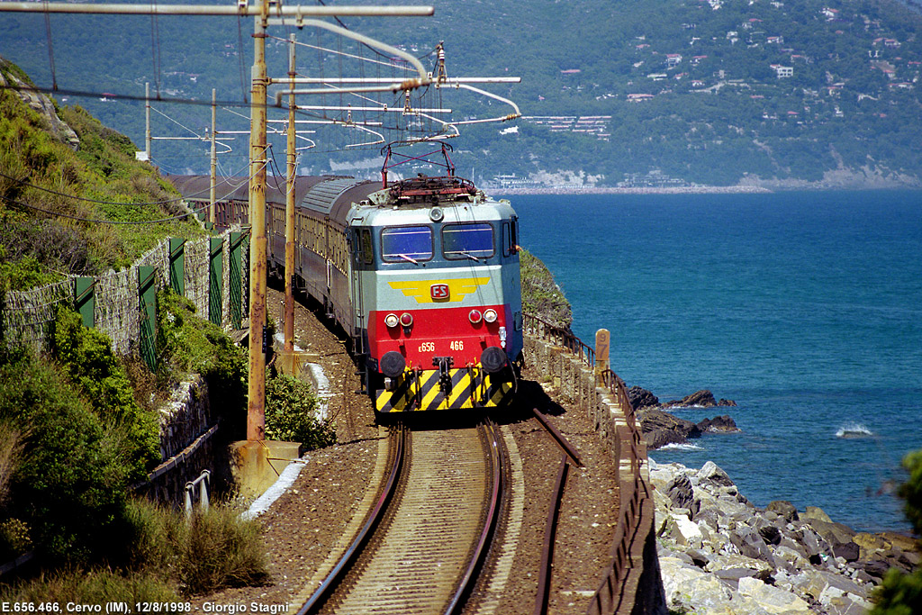 LINEA DI COSTA</b> - Panorami della costa ligure - Cervo