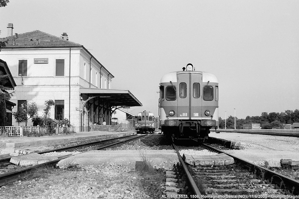 Viaggiare in automotrice - Romagnano Sesia