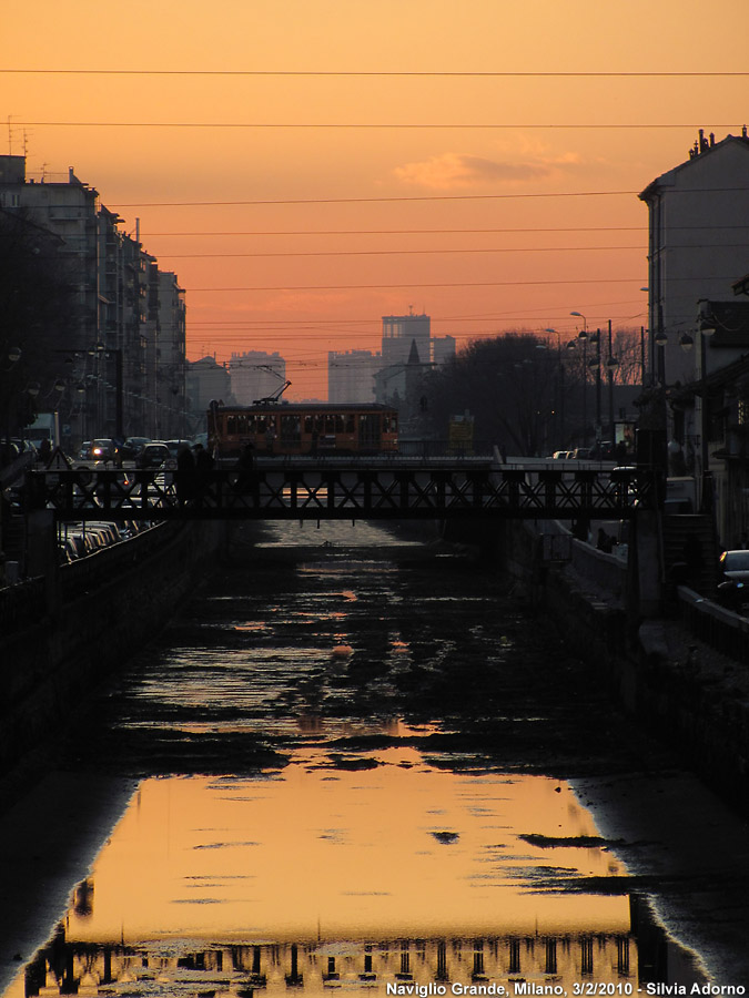 Citt d'acqua - Naviglio Grande, al tramonto.