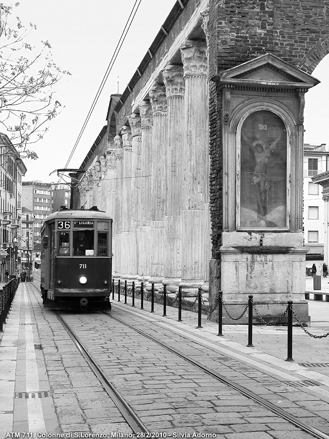 Sentieri di pietre e mattoni - Colonne di San Lorenzo.