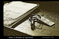 Astrazioni ferroviarie - Chiavi e libretto di macchina.