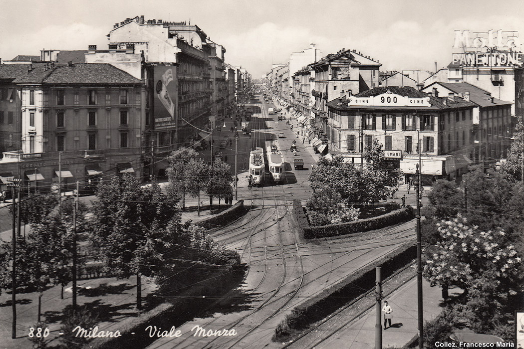 Tram a Milano - Piazzale Loreto.
