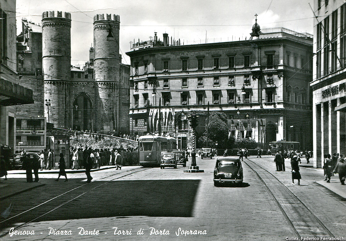 I tram di Genova - Le Littorine - P.za Dante.