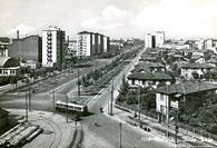 Filobus a tre assi - Milano.