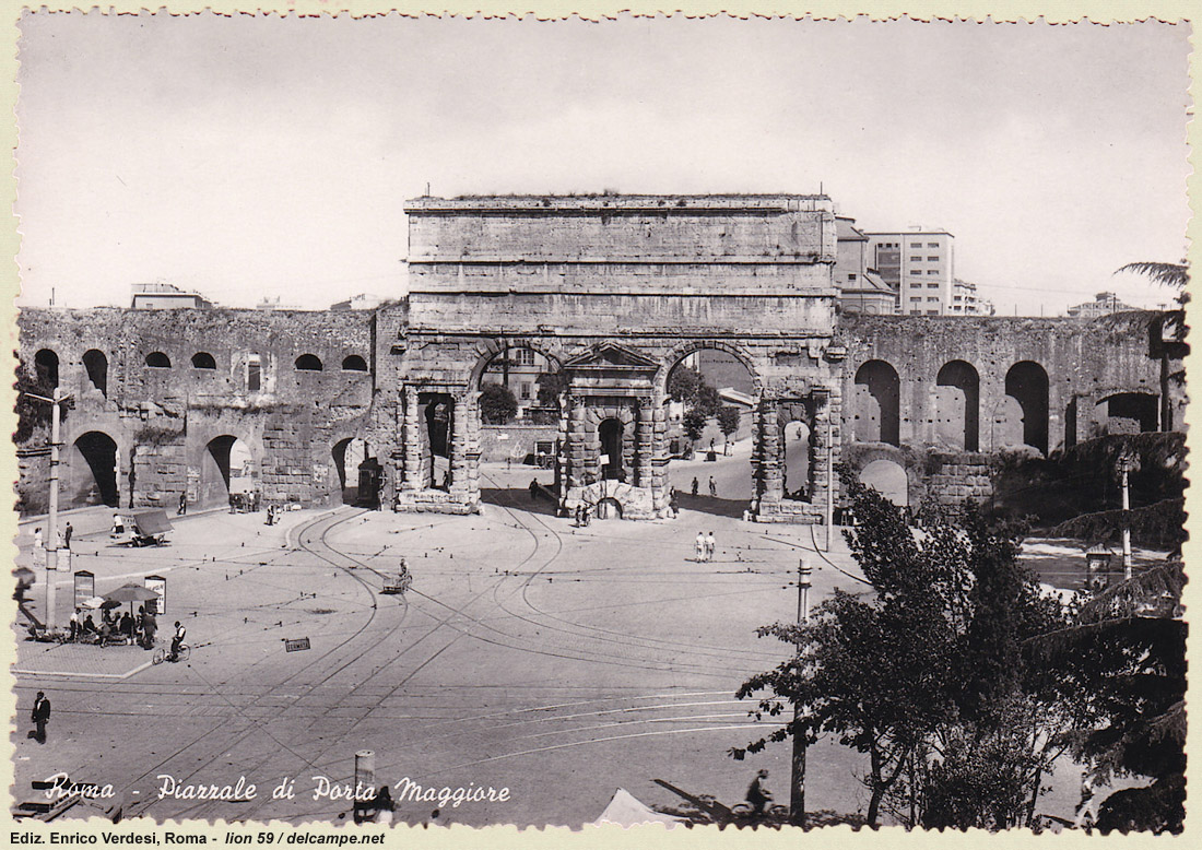 Cartoline di tram romani - P.za Porta Maggiore.