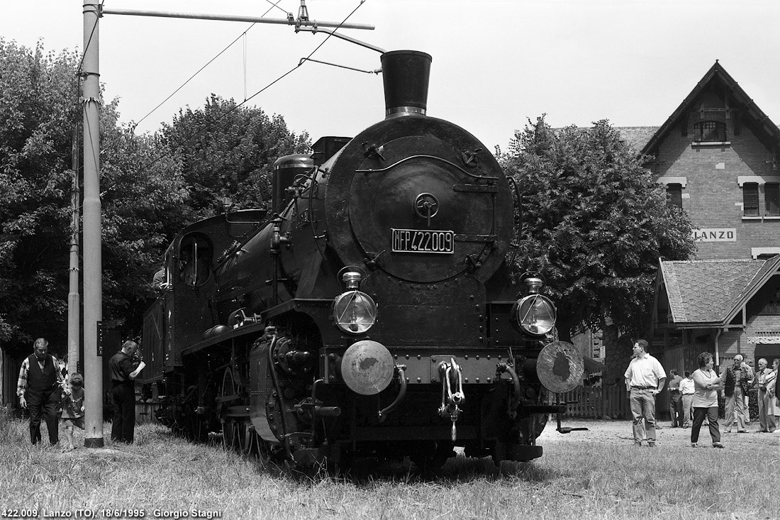 1995: la 422.009 a Lanzo - Lanzo.