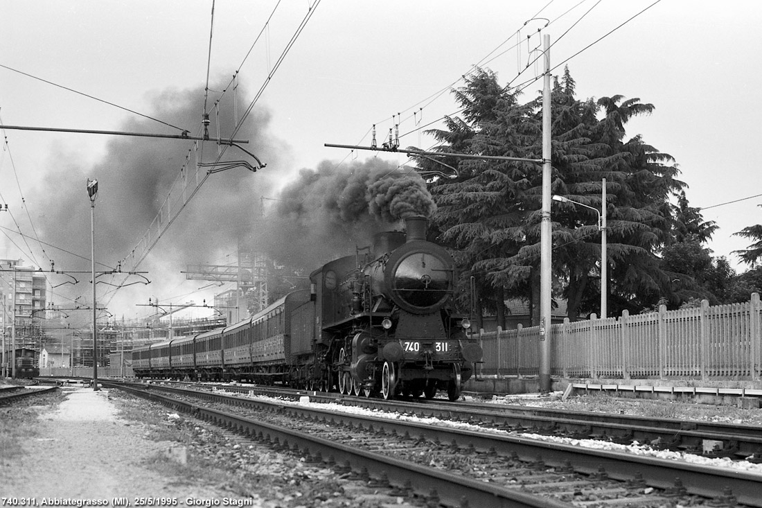 Treni storici al tempo della pellicola - Abbiategrasso.