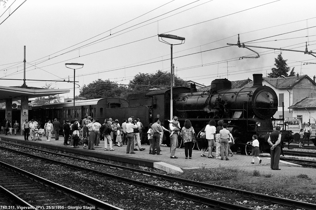 Treni storici al tempo della pellicola - Vigevano.
