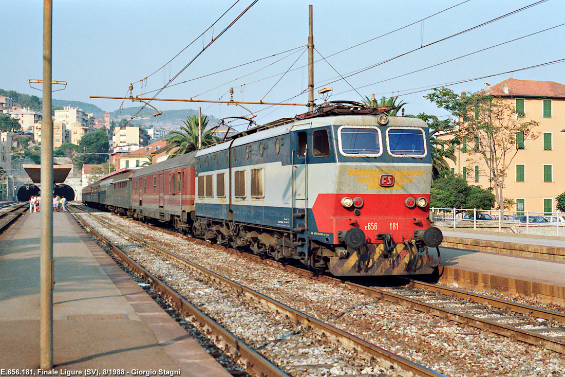Classic Riviera: gli anni '80 e la ferrovia tradizionale - Finale Ligure.