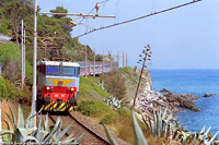 Classic Riviera: gli anni '80 e la ferrovia tradizionale - Aregai di Cipressa.