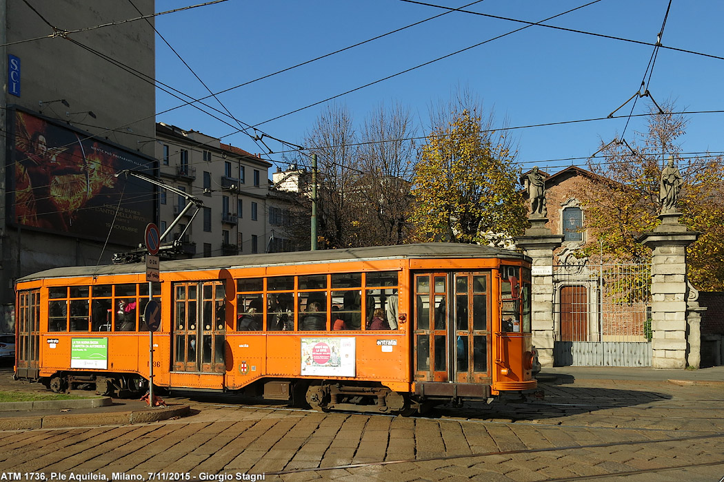 I colori dell'autunno in tram - P.le Aquileia.